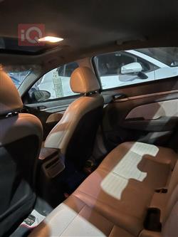 هیوندای ئەلەنترا